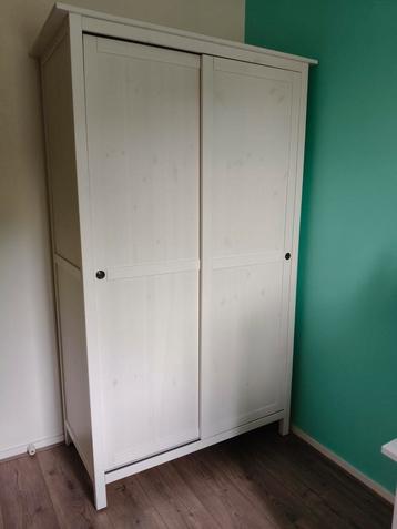 ZGAN kast met schuifdeuren  beschikbaar voor biedingen