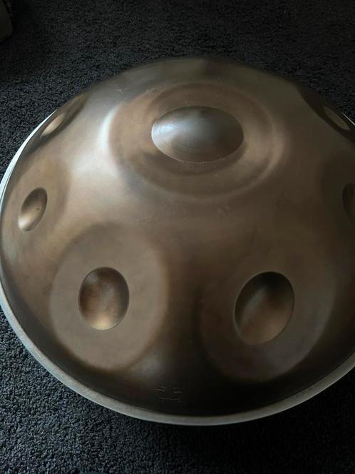 Handpan Amare C 444 frequency + 2 bottom notes + bag, Muziek en Instrumenten, Percussie, Zo goed als nieuw, Melodische percussie
