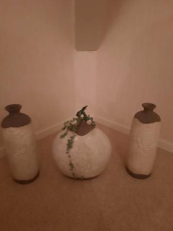 Set vazen  beschikbaar voor biedingen