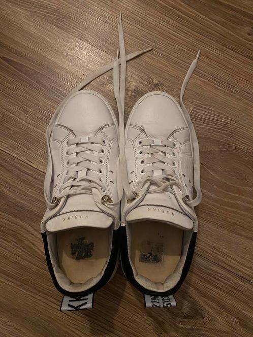 Orginele Witte Nubikk Lage Sneakers Rox maat 36, Kleding | Dames, Schoenen, Gedragen, Sneakers of Gympen, Wit, Ophalen of Verzenden