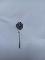 Pin - MERCEDES BENZ, Ophalen of Verzenden, Gebruikt, Merk, Speldje of Pin