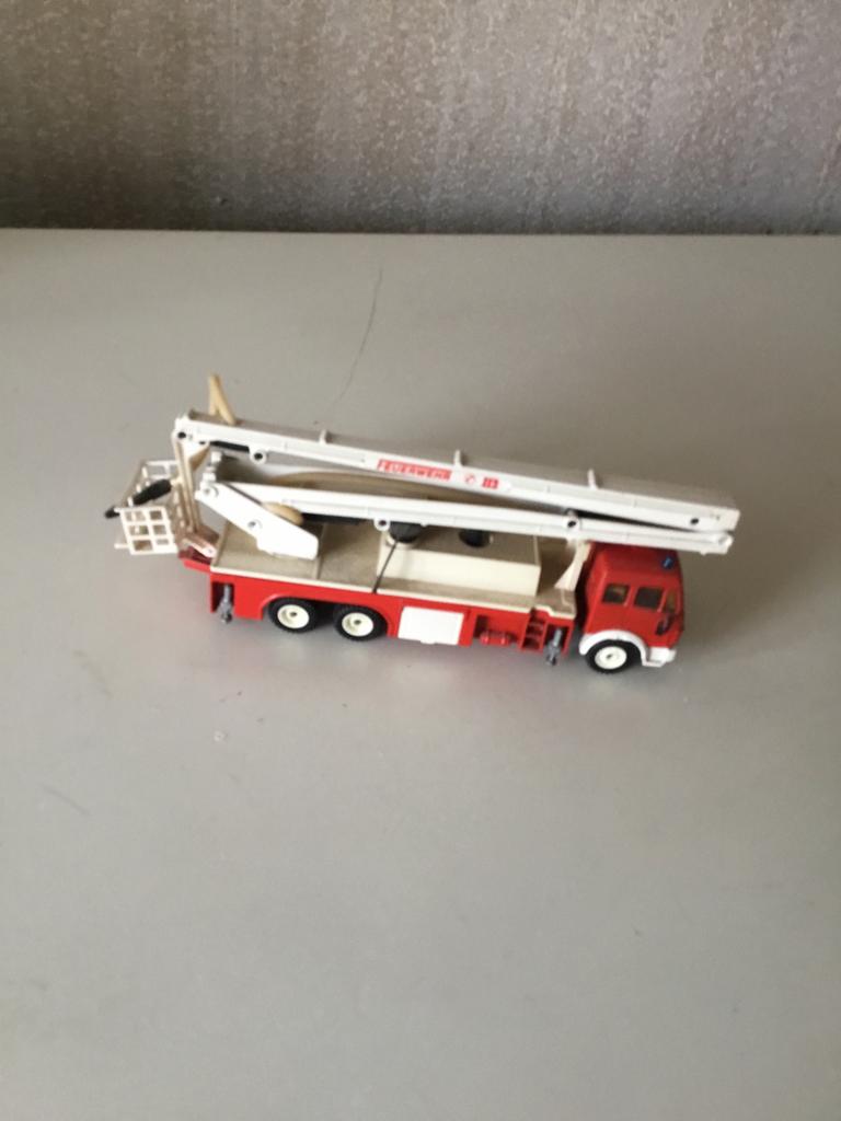 2 brandweer wagens, Ophalen, Zo goed als nieuw
