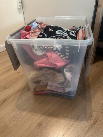 pakket dameskleding merkkleding - ca 50 stuks- maat 42 en 44 beschikbaar voor biedingen