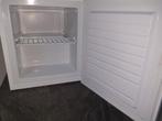Tristar mini vriezer werkt uitstekend, Witgoed en Apparatuur, Ophalen, Zo goed als nieuw, 200 tot 400 m³ per uur, Onderbouw afzuigkap