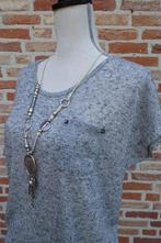 stoere grijze top van Only - fate loves the fearless - M, Maat 38/40 (M), Only, Ophalen of Verzenden, Zo goed als nieuw