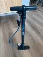 Fietspomp, Fietsen en Brommers, Fietsaccessoires | Fietspompen, Ophalen, Zo goed als nieuw