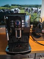 DeLonghi Espresso Machine, Witgoed en Apparatuur, Koffiezetapparaten, Espresso apparaat, Zo goed als nieuw, 2 tot 4 kopjes, Afneembaar waterreservoir