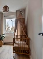Ledikant hetre kleur walnoot incl. matras, Kinderen en Baby's, Babywiegjes en Ledikanten, Ophalen