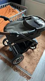 Mutsy Evo Urban Nomad dark olive kinderwagen, Kinderen en Baby's, Kinderwagens en Combinaties, Met reiswieg, Gebruikt, Combiwagen