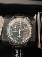 Swatch x Omega Moonswatch - Mission to the moonphase Snoopy, Sieraden, Tassen en Uiterlijk, Horloges | Heren, Kunststof, Polshorloge