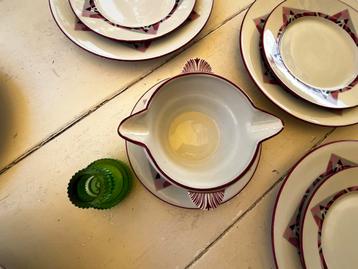 Ulim Porselein Servies beschikbaar voor biedingen