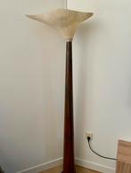 Zeldzame sculpturale vloerlamp in massief koper & fiberglas, Ophalen, Zo goed als nieuw