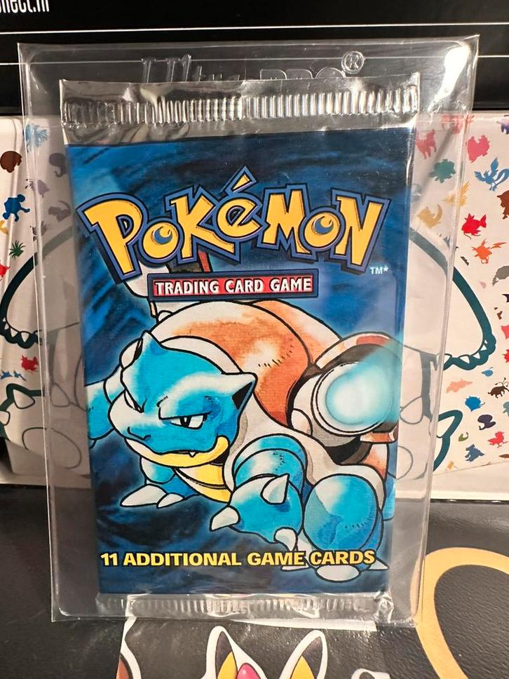 Oude boosters! Team rocket & base set!, Hobby en Vrije tijd, Verzamelkaartspellen | Pokémon, Nieuw, Booster, Foil, Ophalen of Verzenden