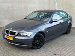 Grijze BMW 3-Serie 318i E90 Sedan 129PK Automaat/NieuweAPK!, 1995 cc, 4 cilinders, 129 pk, Bedrijf
