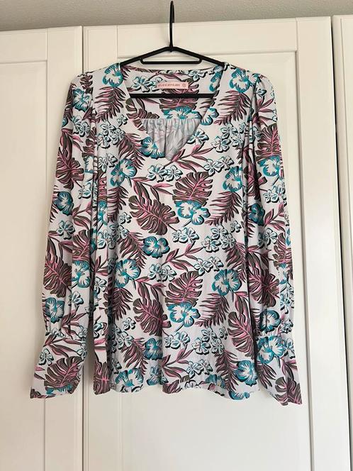 Studio anneloes flower blouse M army/fuchsia/emerald, Kleding | Dames, Blouses en Tunieken, Zo goed als nieuw, Maat 38/40 (M)