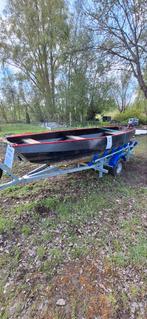 Stalen boot vlet zeer solide met 4 pk motor zonder trailer, Watersport en Boten, Ophalen, Gebruikt