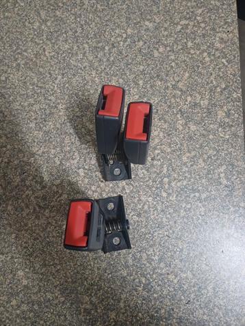 Autogordelsloten - Decoratie of Gebruik beschikbaar voor biedingen