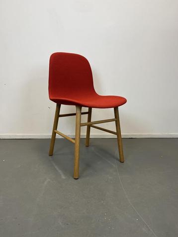 3 Normann Copenhagen Form stoel Rood beschikbaar voor biedingen