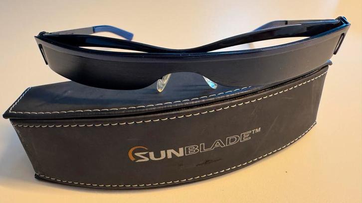 Twee SUN-blade zonnebrillen - Zo goed als nieuw!, Sieraden, Tassen en Uiterlijk, Zonnebrillen en Brillen | Heren, Zo goed als nieuw