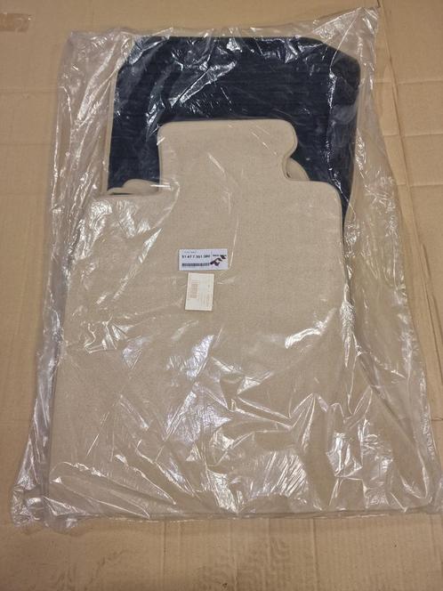 Automatten set 4-delig 51477351380 beige BMW F10 F11 origine, Auto-onderdelen, Interieur en Bekleding, BMW, Nieuw, Ophalen of Verzenden