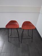 2 Lederen Barkrukken ZGAN, Huis en Inrichting, Barkrukken, 2 krukken, Ophalen, Zo goed als nieuw, 60 tot 90 cm