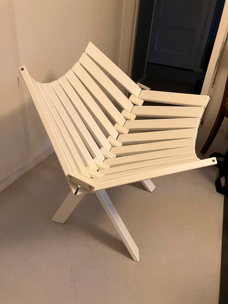 Clip chair van Moooi, Huis en Inrichting, Stoelen, Zo goed als nieuw, Ophalen