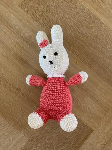 *NIEUW!* Handgemaakte gehaakte Nijntje knuffel, roze wit beschikbaar voor biedingen