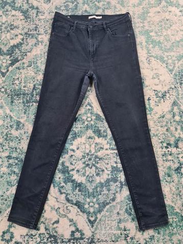 720 Levi's highrise super skinny W32 L30 WMN Tulsi3230 Zwart beschikbaar voor biedingen