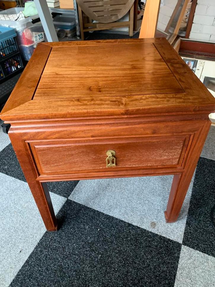 Chinees Houten bijzettafeltje met lade, Huis en Inrichting, Tafels | Bijzettafels, Gebruikt, Vierkant, 45 tot 60 cm, 55 tot 75 cm