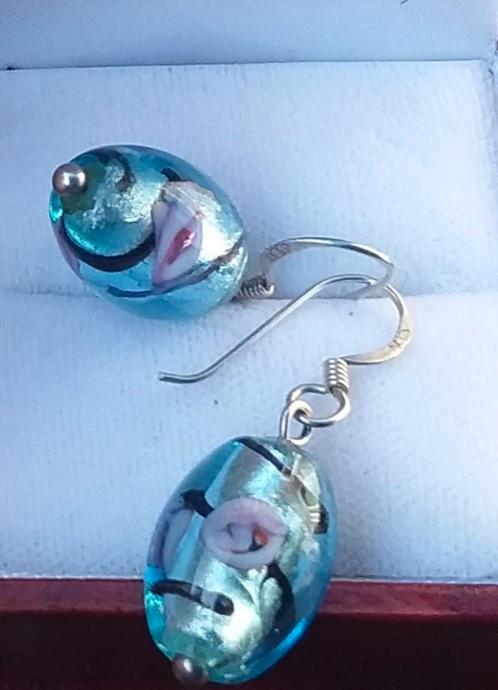 Oude vintage Oorbellen., Sieraden, Tassen en Uiterlijk, Oorbellen, Nieuw, Ophalen of Verzenden