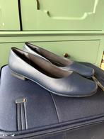 Piccadilly Boston maat 39. Stewardess klm., Schoenen met lage hakken, Piccadilly, Blauw, Ophalen of Verzenden