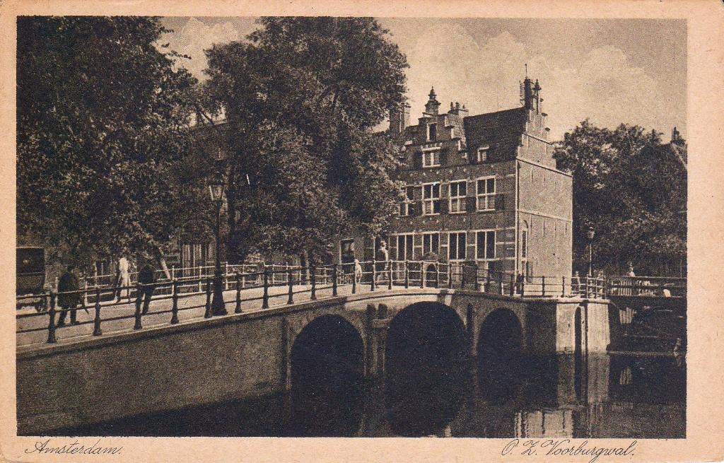 06784 Amsterdam - O.Z. Voorburgwal, Verzenden, 1920 tot 1940, Ongelopen, Noord-Holland