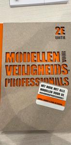 Modellen voor veiligheidsprofessionals, Ophalen, Beta, Zo goed als nieuw, HBO