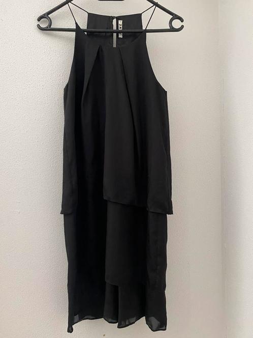 ACNE jyrk mt 34, Kleding | Dames, Jurken, Zo goed als nieuw, Maat 34 (XS) of kleiner, Zwart, Knielengte, Ophalen of Verzenden