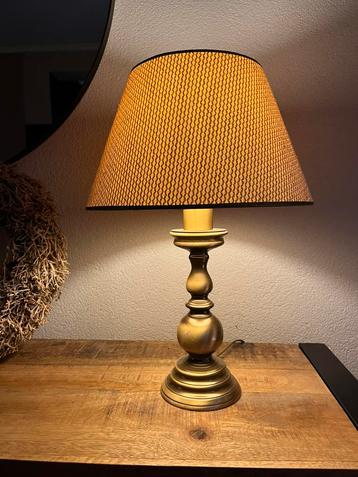 Vintage zware messing/bronzen tafellamp beschikbaar voor biedingen