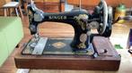 Singer naaimachine F serie en doosje naalden, Antiek en Kunst, Antiek | Naaimachines, Ophalen