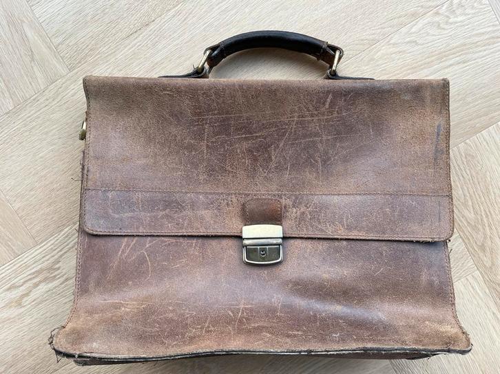 Vintage leren aktetas / laptoptas / schoudertas, Sieraden, Tassen en Uiterlijk, Tassen | Schoudertassen, Gebruikt, Overige merken