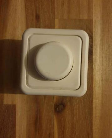Dimmer draaibaar  beschikbaar voor biedingen
