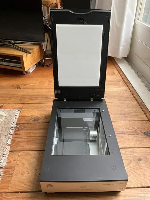 Epson Perfection V750 Pro flatbed scanner, Computers en Software, Scanners, Zo goed als nieuw, Flatbedscanner, Ophalen
