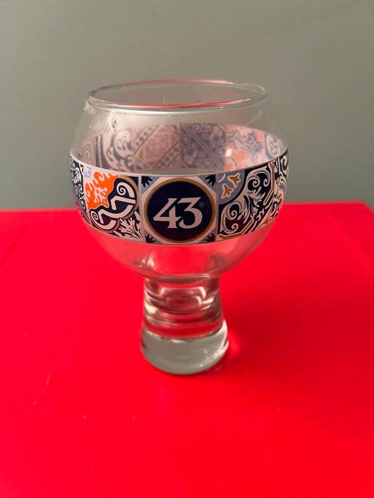 LICOR. —  43. —  GAUDI.  —. CUARENTA Y TRES., Verzamelen, Ophalen of Verzenden, Zo goed als nieuw