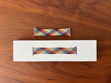 Apple Watch Pride Edition Braided Solo Loop Size 4 beschikbaar voor biedingen