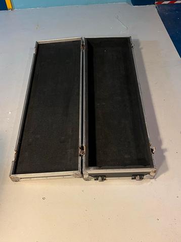 Flightcase - Gebruikt 130 x 42 - tweedelig beschikbaar voor biedingen