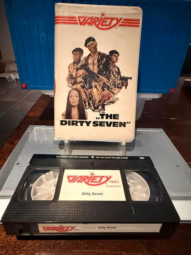 The Dirty Seven - Laura Gemser - ex rental VHS, Cd's en Dvd's, VHS | Film, Gebruikt, Vanaf 16 jaar, Ophalen of Verzenden