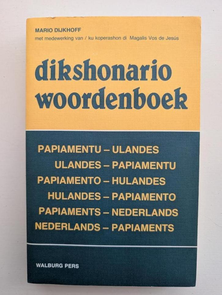 Woordenboek Papiaments - Nederlands, Nederlands - Papiaments, Boeken, Woordenboeken, Zo goed als nieuw, Overige talen, Overige uitgevers