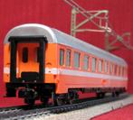 2 Belgische Märklin Rijtuigen, Hobby en Vrije tijd, Modeltreinen | H0, Ophalen, Wisselstroom, Wagon, Zo goed als nieuw