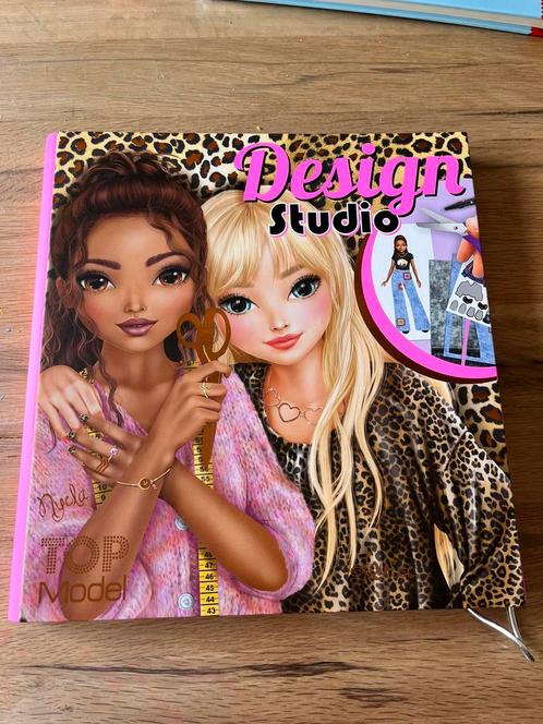 Topmodel Design Studio nieuw, Hobby en Vrije tijd, Tekenen, Nieuw, Papier, Schets- of Tekenboek, Ophalen of Verzenden