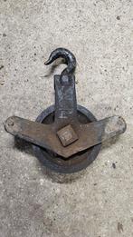 zwaar industrieel hijsjuk  voor Deko in huis / keet/ mancave, Huis en Inrichting, Ophalen, Gebruikt