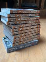 Attack on Titan Manga Lot (1-11) + Junior High, Meerdere stripboeken, Ophalen of Verzenden, Gelezen