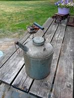 Mooie grote oude antieke oliekan., Ophalen of Verzenden