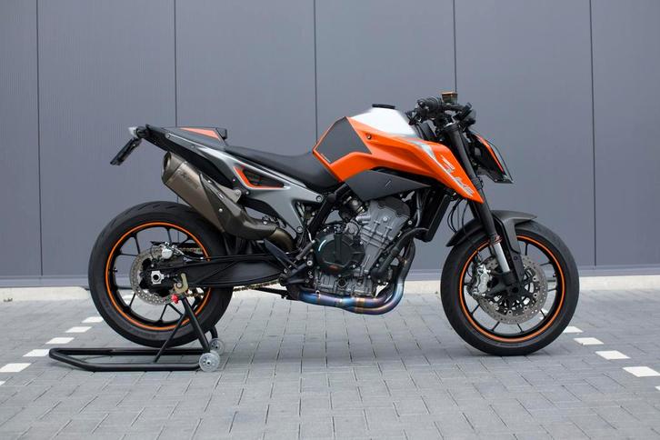 KTM Duke 790 - Full Titanium Akrapovic Evoline - Trackpack, Motoren, Motoren | KTM, Particulier, Naked bike, meer dan 35 kW, 2 cilinders